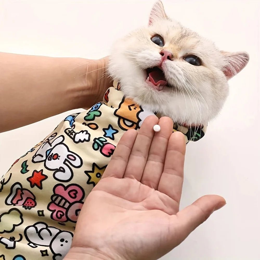 Cat Wrap for Grooming - Image 3