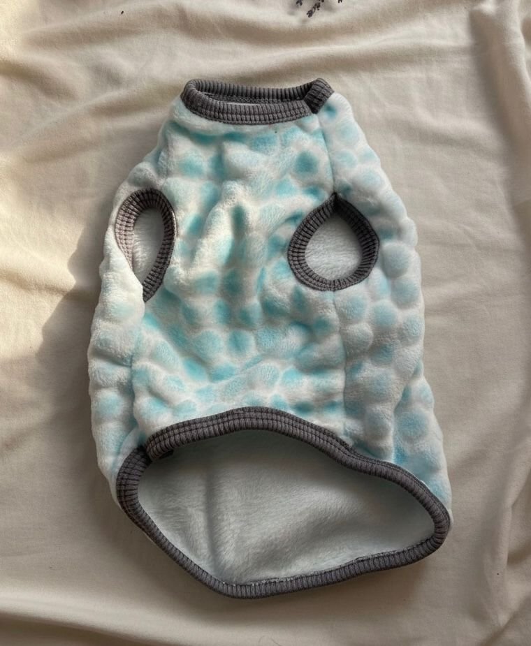 Cat Clothes/Cat Sweaters for Winters - Image 2