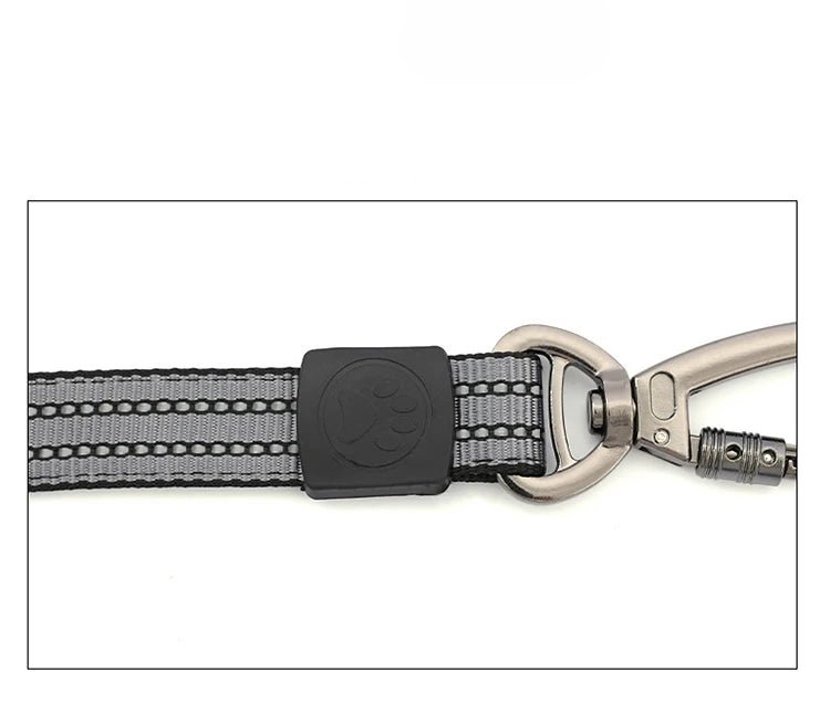 Heavy Duty Dog Leash with Military Grade Carabiner and Strong Rubber Handle - Image 3
