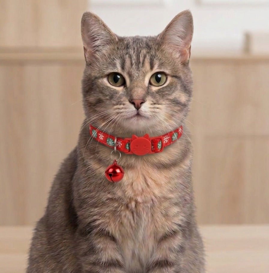 SnowFall Print Design Cat Collar With Bell - Image 3