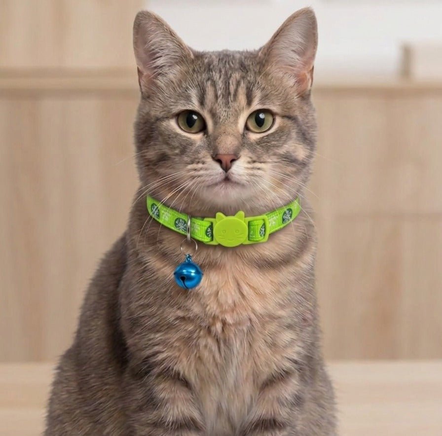 SnowFall Print Design Cat Collar With Bell - Image 2